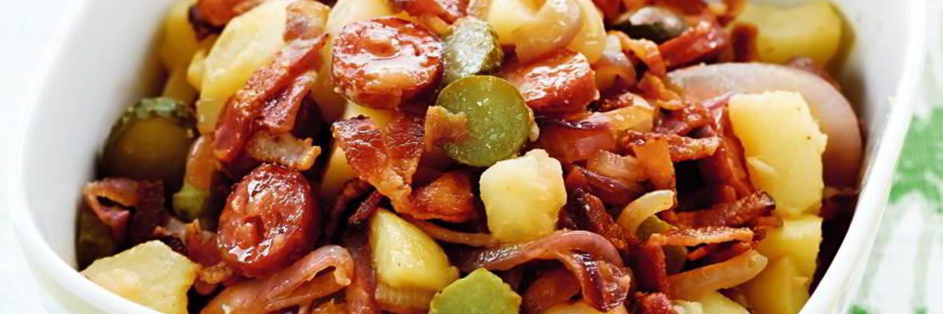 Картофельный салат с копченостями