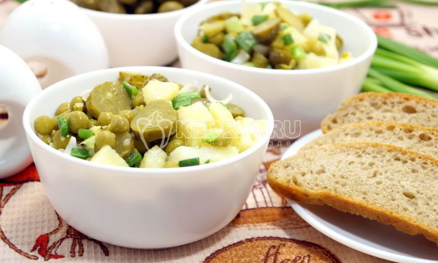 Рецепт картофельного салата с зеленым горошком