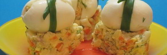 салат картофельный с сельдью