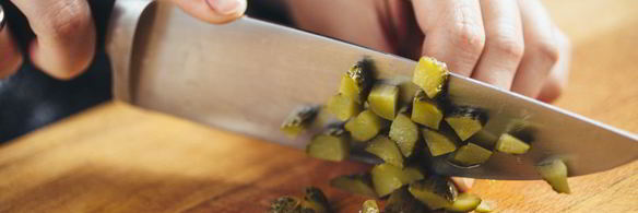 оливье с ароматной куриной грудкой