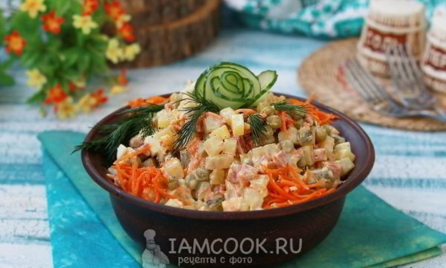 Рецепт оливье с колбасой и корейской морковью