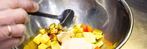 оливье с крабом