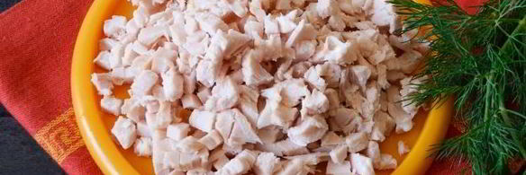 оливье с курицей и кукурузой