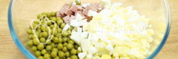 оливье с полукопченой колбасой