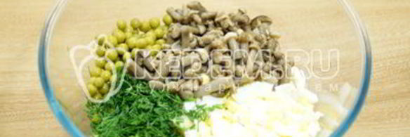 оливье с полукопченой колбасой