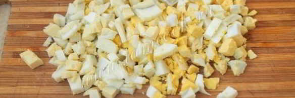 салат оливье с колбасой