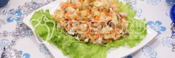 салат оливье с курицей и икорной закуской