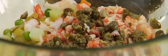 салат оливье с раковыми шейками