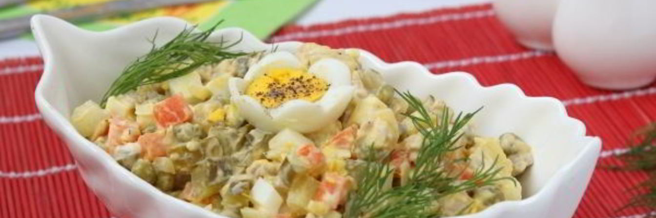 Салат Оливье со свининой