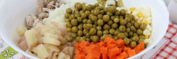 салат оливье со свининой