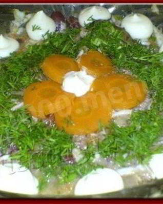 Салат Дамский Каприз из свиного языка с ветчиной