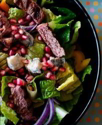 Салат из говядины с гранатом