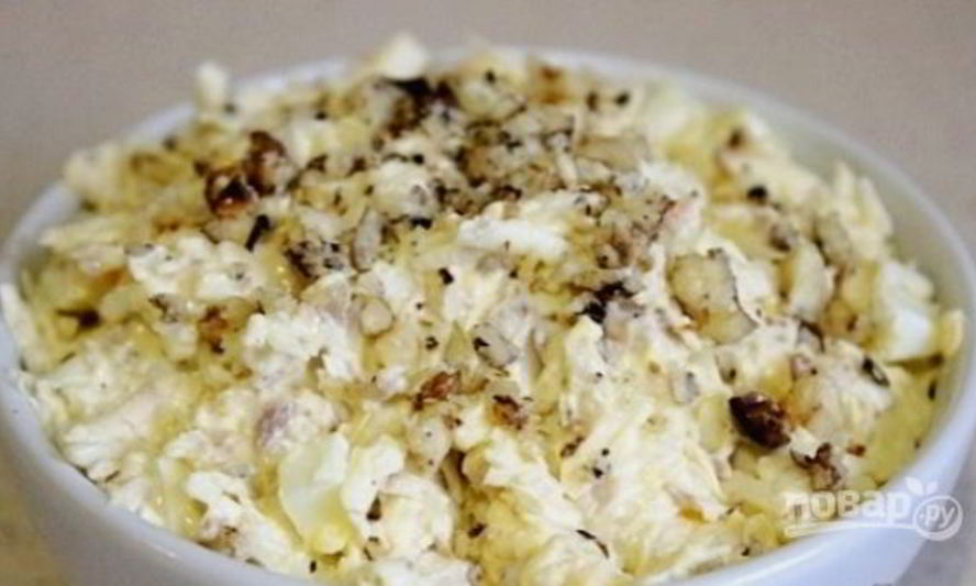 Рецепт салата из колбасного сыра брутальный