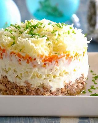 Салат Мимоза с сайрой