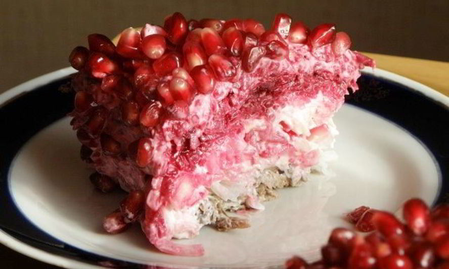 Рецепт салата мясного с гранатом