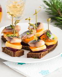 Канапе Селедка под шубой