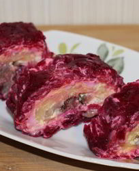 Рулет из сельди под шубой