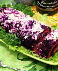 Салат-рулет Селедка под шубой