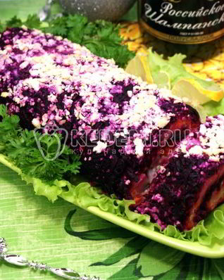 Салат-рулет Селедка под шубой