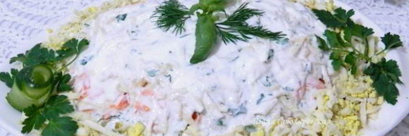 Селедка под легкой шубой с яблоком