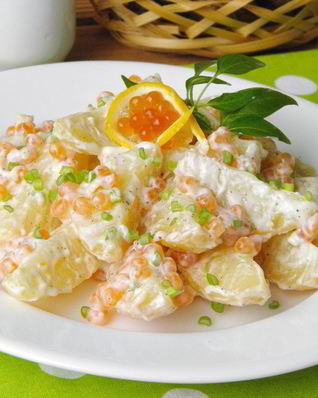 Салат с икрой