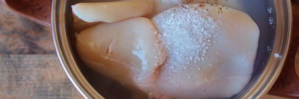 салат с кальмарами и яйцом