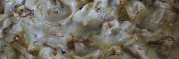 салат с кальмарами и жареными шампиньонами по-нормандски