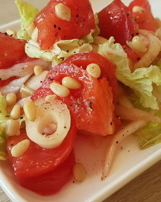 Салат с кедровыми орешками