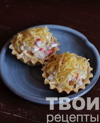 Салат с крабовыми палочками и ананасами