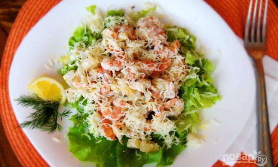 Рецепт салата с креветками, и ананасом, и сыром