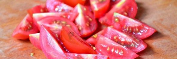 салат с курицей авокадо и кабачком