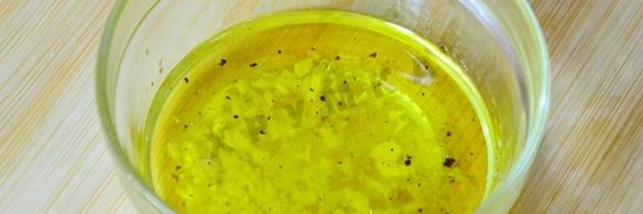 салат с курицей авокадо и кабачком