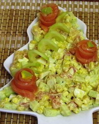 Салат с семгой соленой