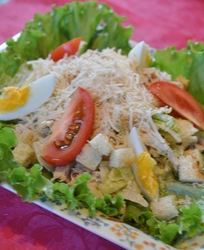 Цезарь с курицей