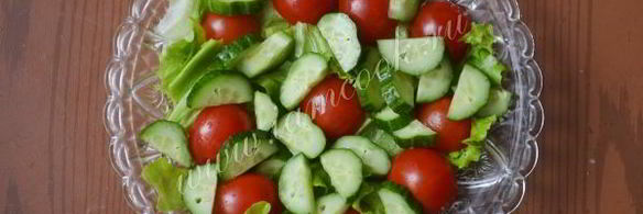 теплый салат с кальмарами и грибами