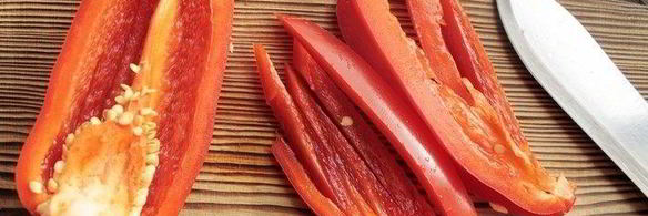 теплый салат с крабовыми палочками