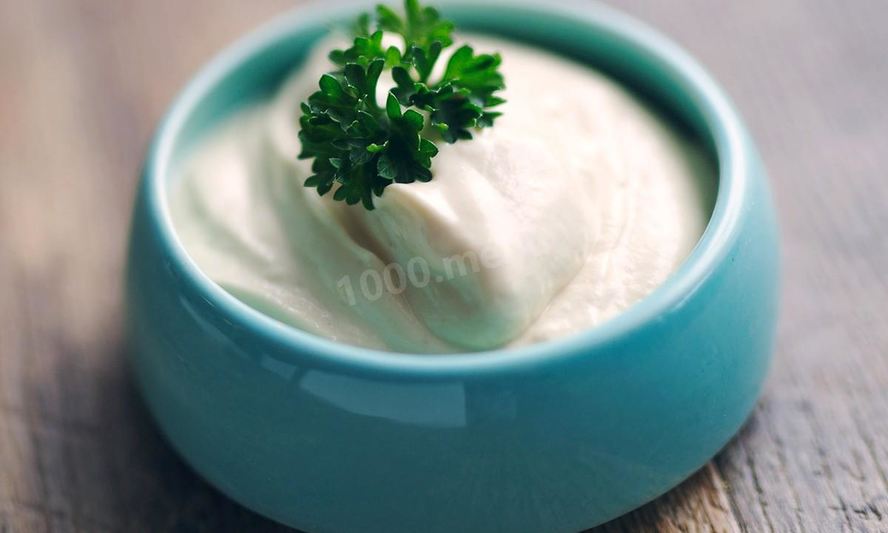 Рецепт чесночно сливочный соус с сыром