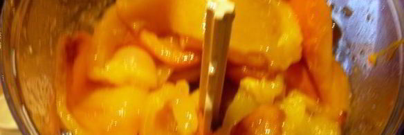 дип из запеченных баклажанов, перцев и кинзы