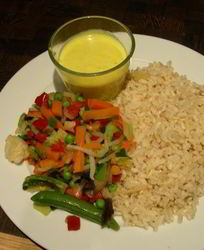 Индийский густой соус с йогуртом и нутовой мукой