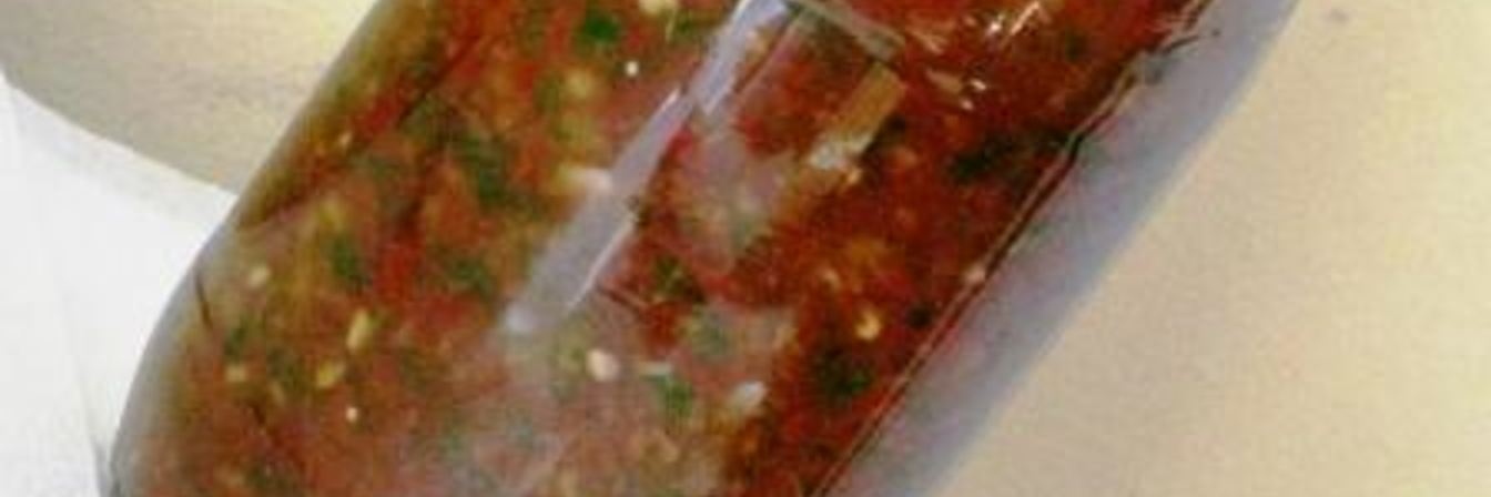 Острый домашний сырой соус