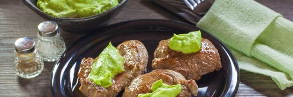 соус-дип из авокадо с сыром