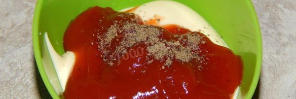 соус из кетчупа и майонеза с чесноком