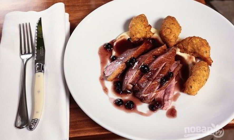 Рецепт соуса к мясу из черной смородины