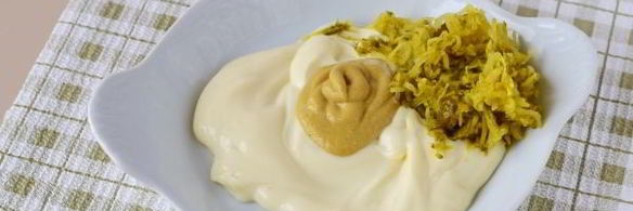 соус с солеными огурцами