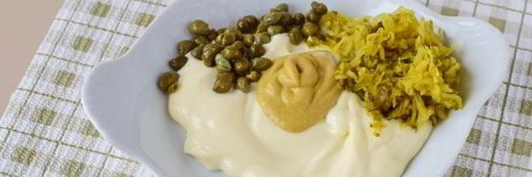 соус с солеными огурцами