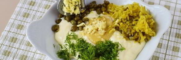 соус с солеными огурцами