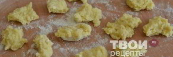 борщ с галушками