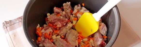 борщ с кислой капустой в мультиварке