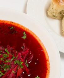 Борщ с пампушками