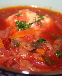 Борщ с шампиньонами на куриных окорочках